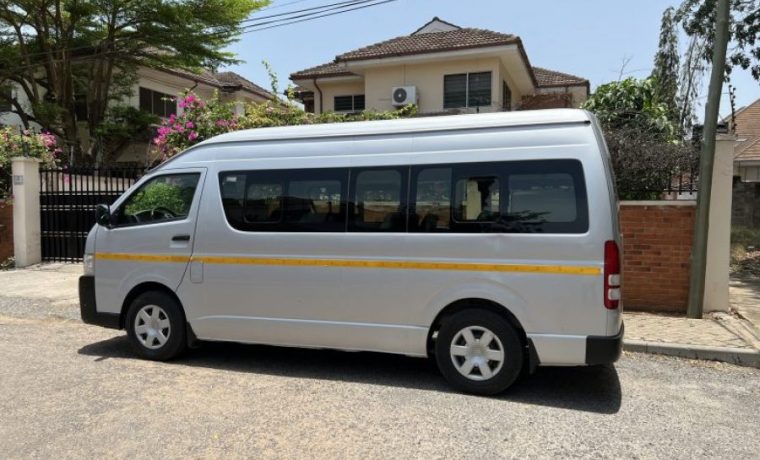 Toyota Hiace Minivan