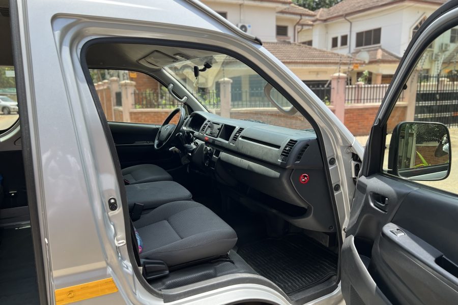 Toyota Hiace Minivan